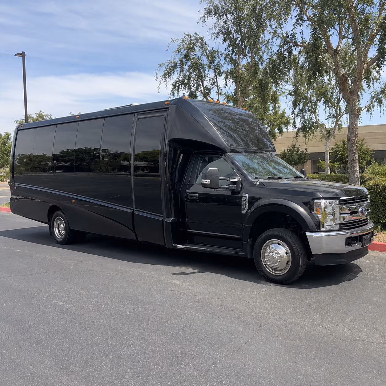 bachelorette party bus rentals for kalamazoo wine and brewery tours