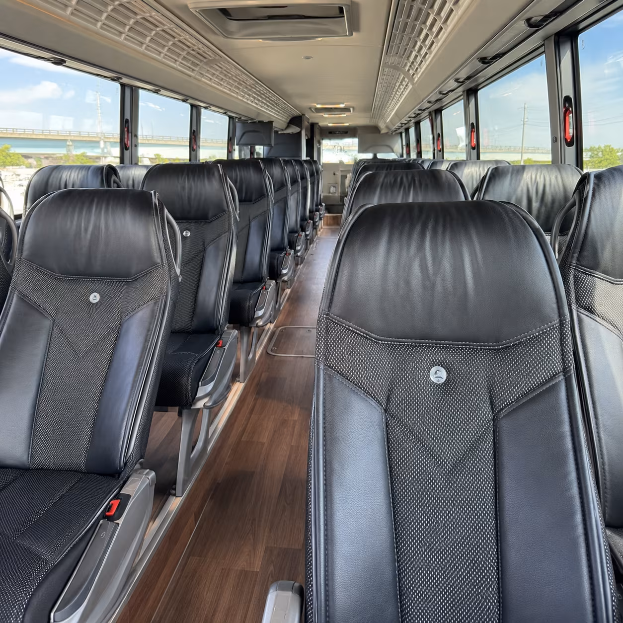 charter buses for museum and science center field trips in kalamazoo