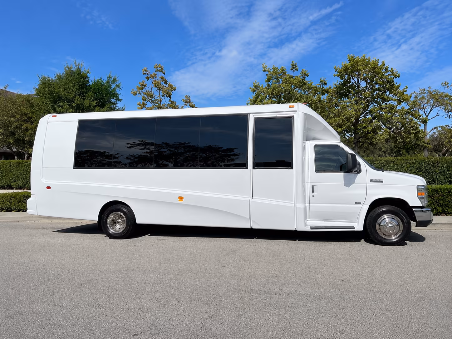 concert bus rentals to venues near kalamazoo battle creek holland and beyond