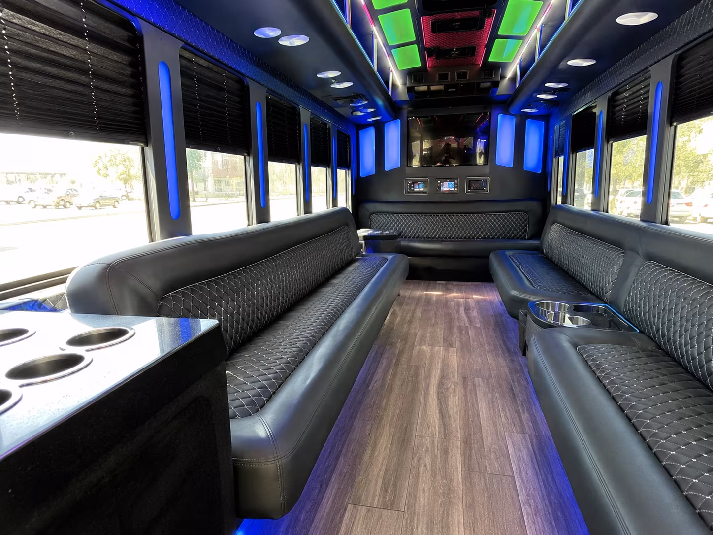 kalamazoo 15 passenger party bus inside