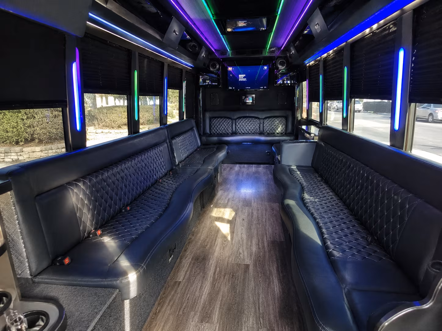 kalamazoo 15 passenger party bus interior