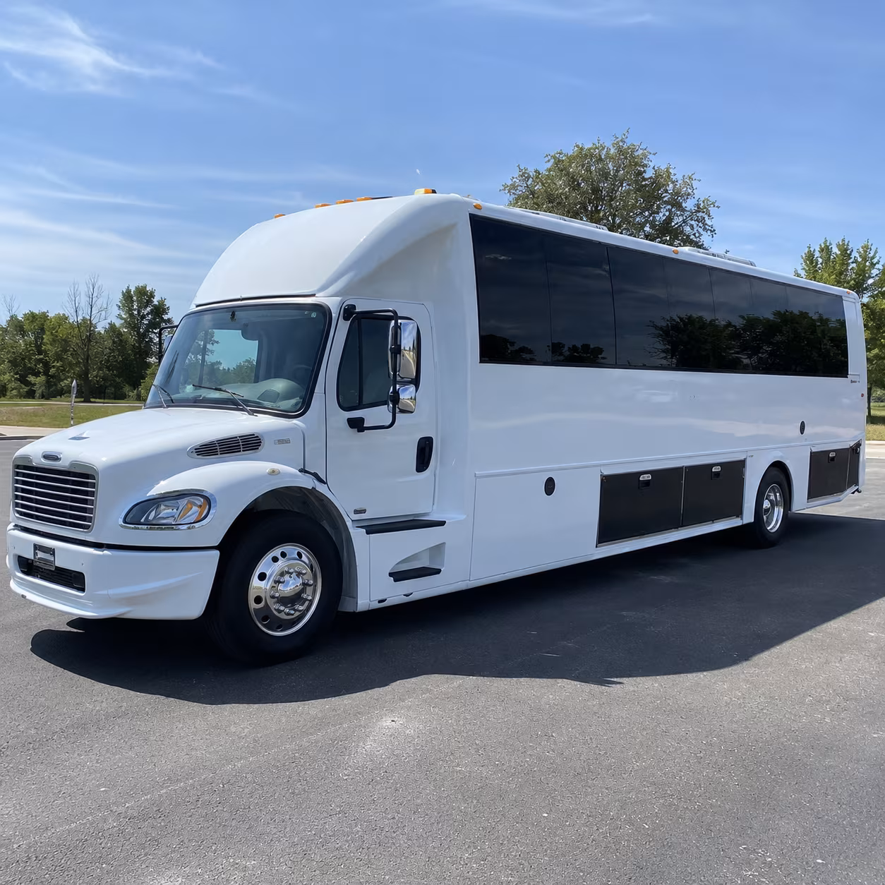 kalamazoo 40 passenger party bus