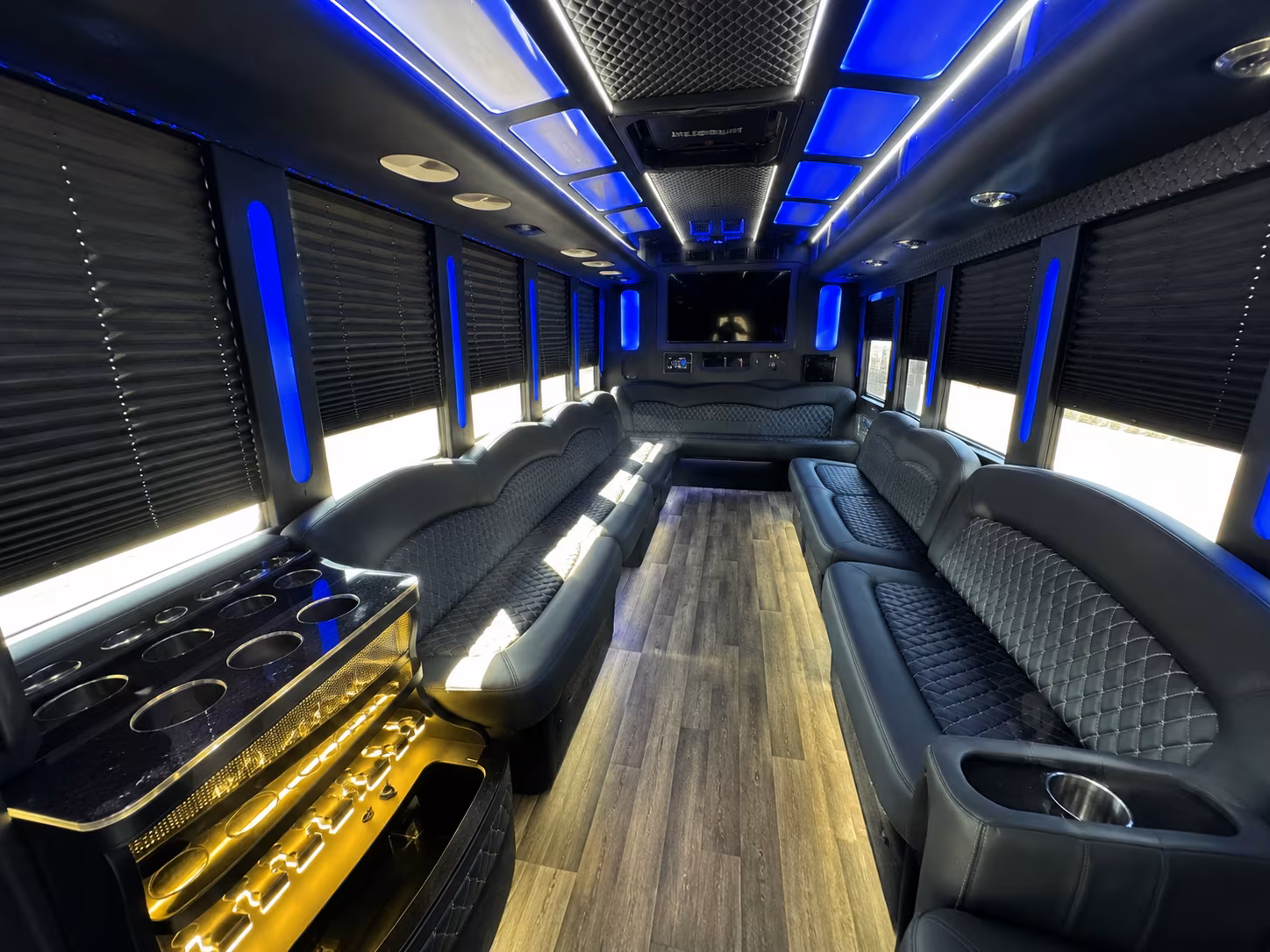 rent a party bus to kalamazoo river valley wine trail wineries